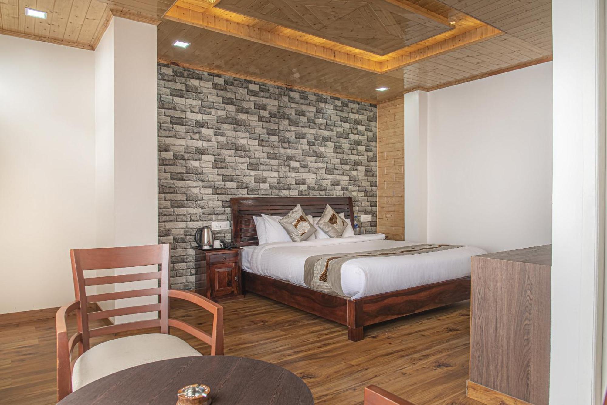 Echor - The Koti Village Resort Куфрі Екстер'єр фото
